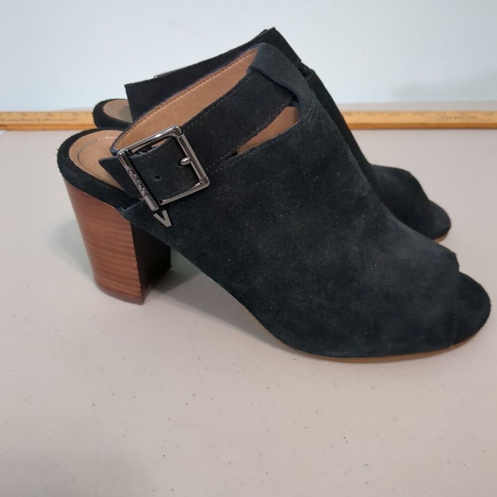 Vionic Kaia Women's Stacked Heel Sandal black peep toe ankle buckle 8 shoes